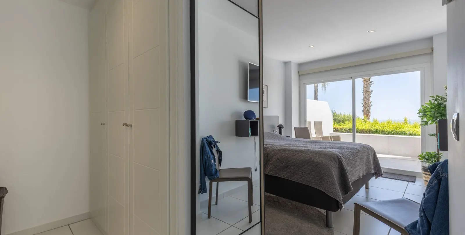 Sale of detached villa in Torremuelle 52