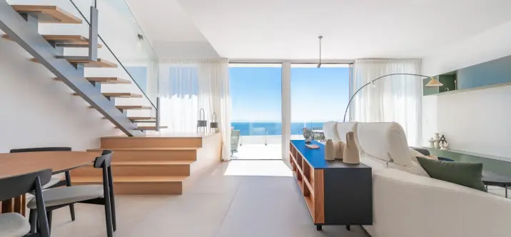 Sale of penthouse duplex in Benalmadena 0