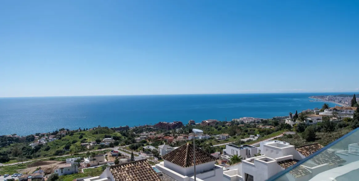 Sale of penthouse duplex in Benalmadena 6