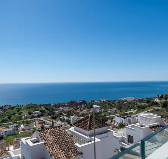 Sale of penthouse duplex in Benalmadena