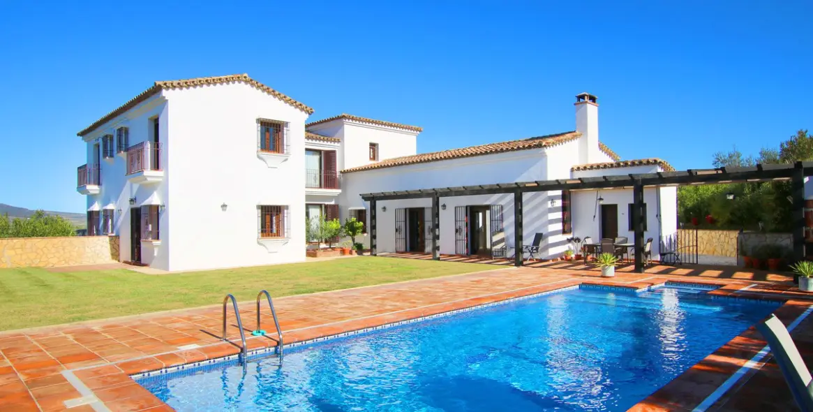 Продажа финки в Ronda 3