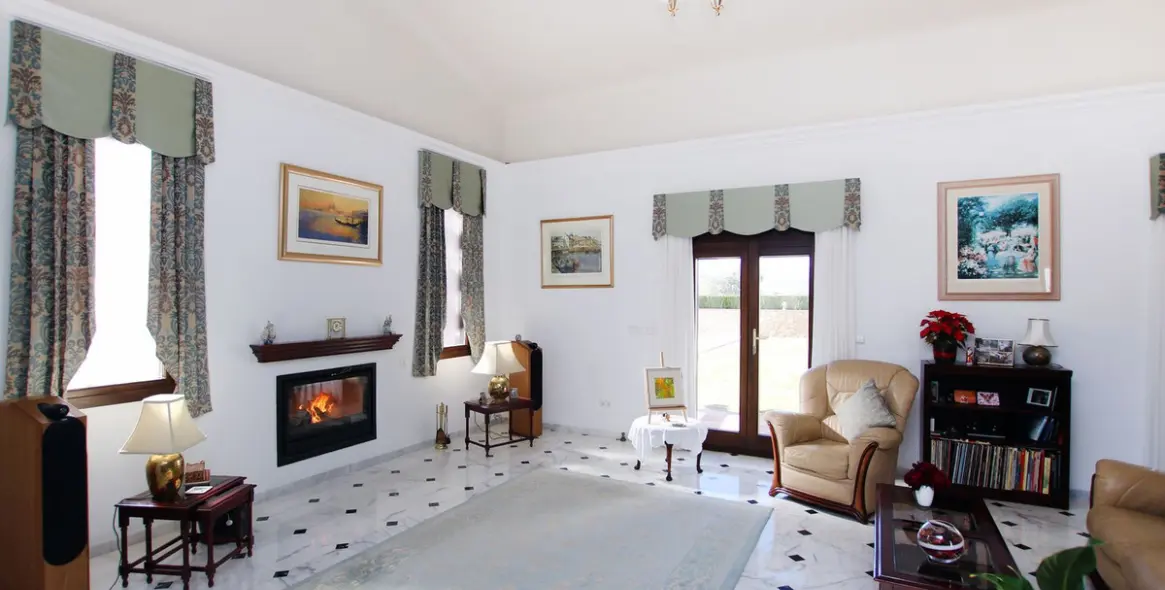 Sale of finca - cortijo in Ronda 21