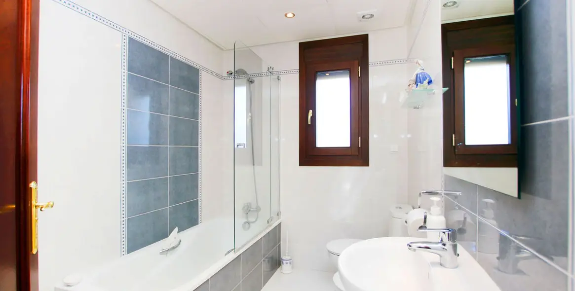 Sale of finca - cortijo in Ronda 36