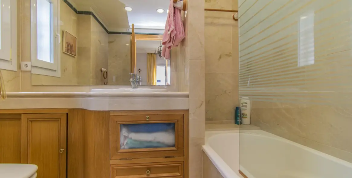 Sale of semi-detached house in Santa Clara 7