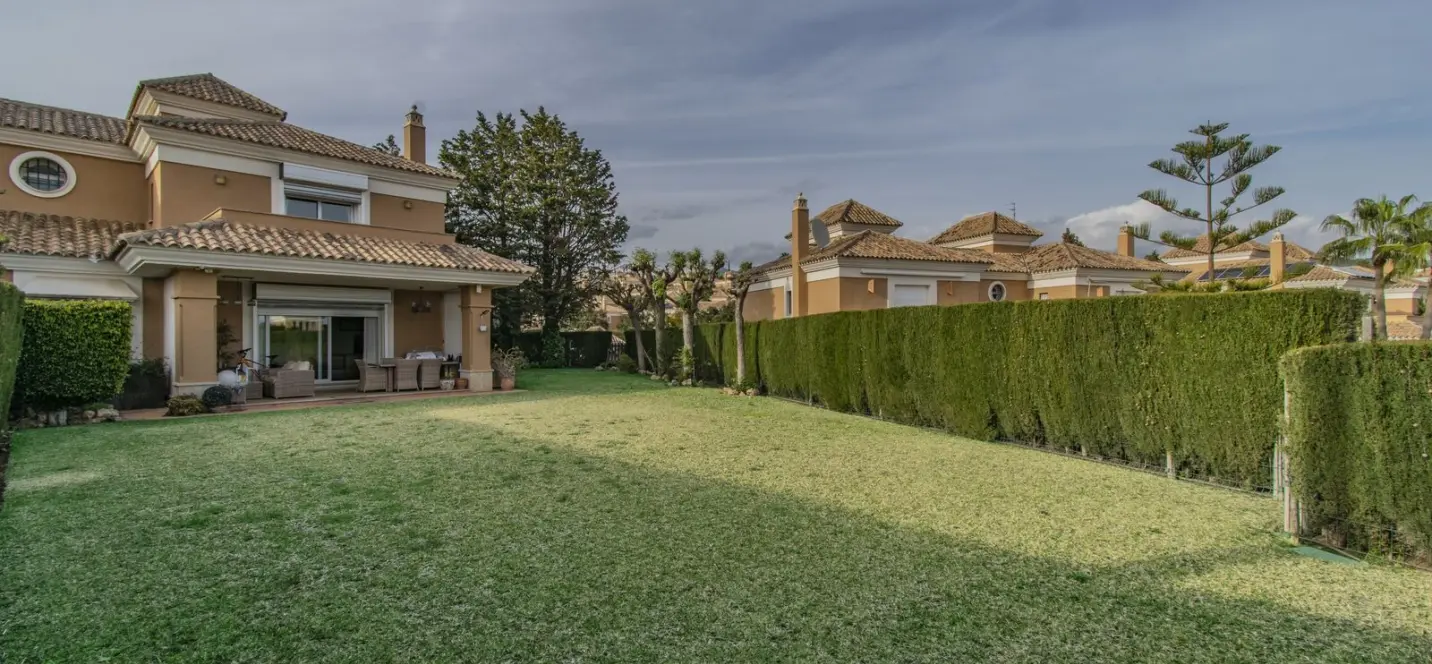 Sale of semi-detached house in Santa Clara 0