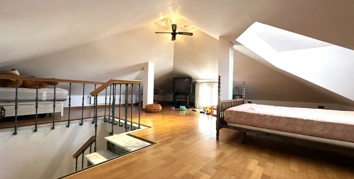 Продажа  отдельно стоящей виллы в San Pedro de Alcántara (район San Pedro de Alcántara) 8