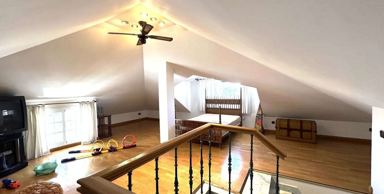 Продажа  отдельно стоящей виллы в San Pedro de Alcántara 9