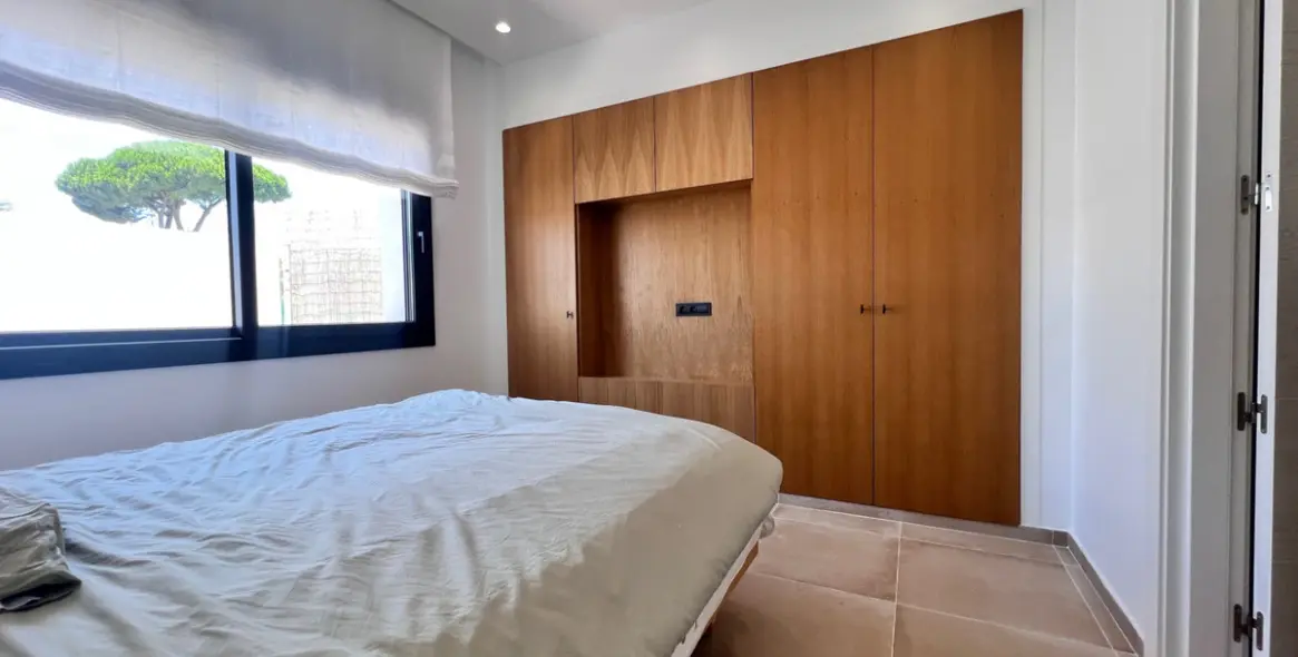 Продажа  отдельно стоящей виллы в Estepona 21