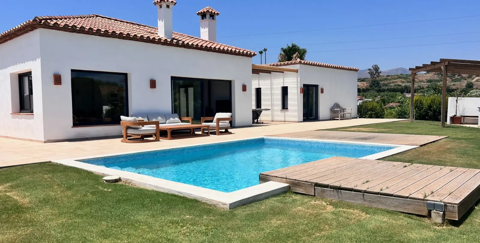 Venta de villa independiente en New Golden Mile 1