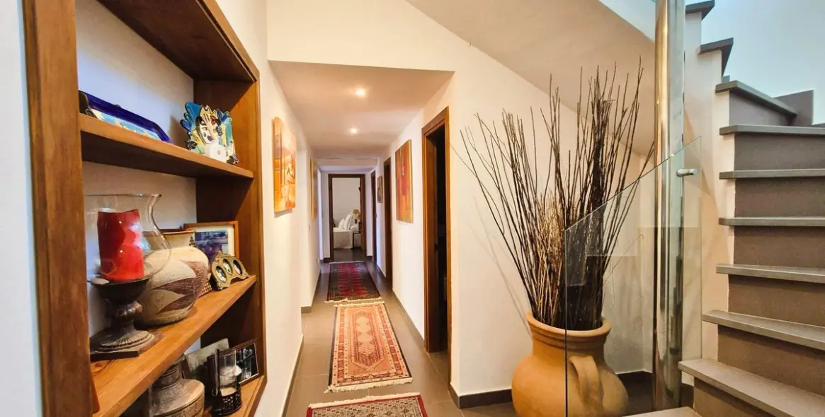 Продажа  отдельно стоящей виллы в Manilva 18