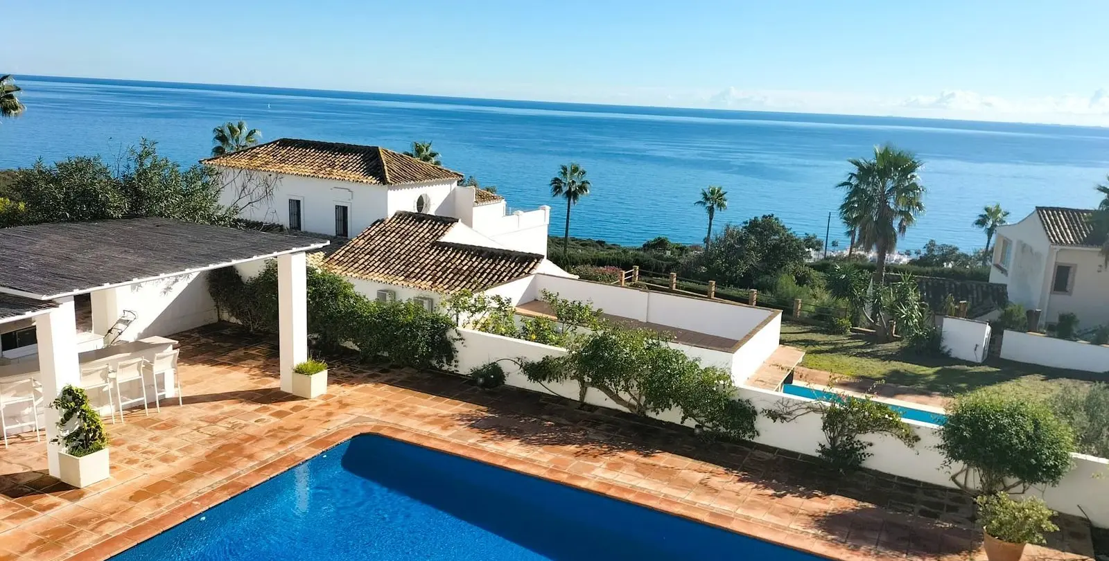 Sale of detached villa in Manilva 2