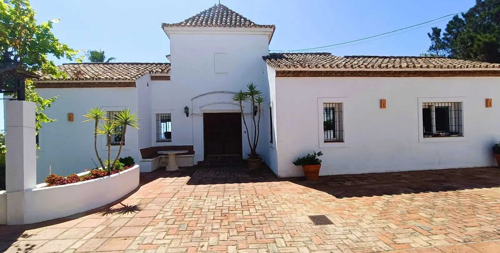 Sale of detached villa in Manilva 4