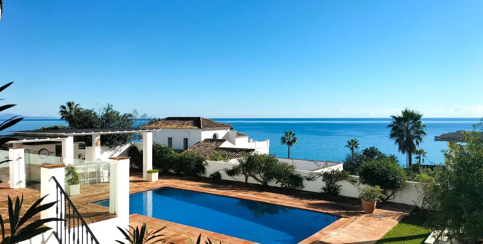 Sale of detached villa in Manilva 34