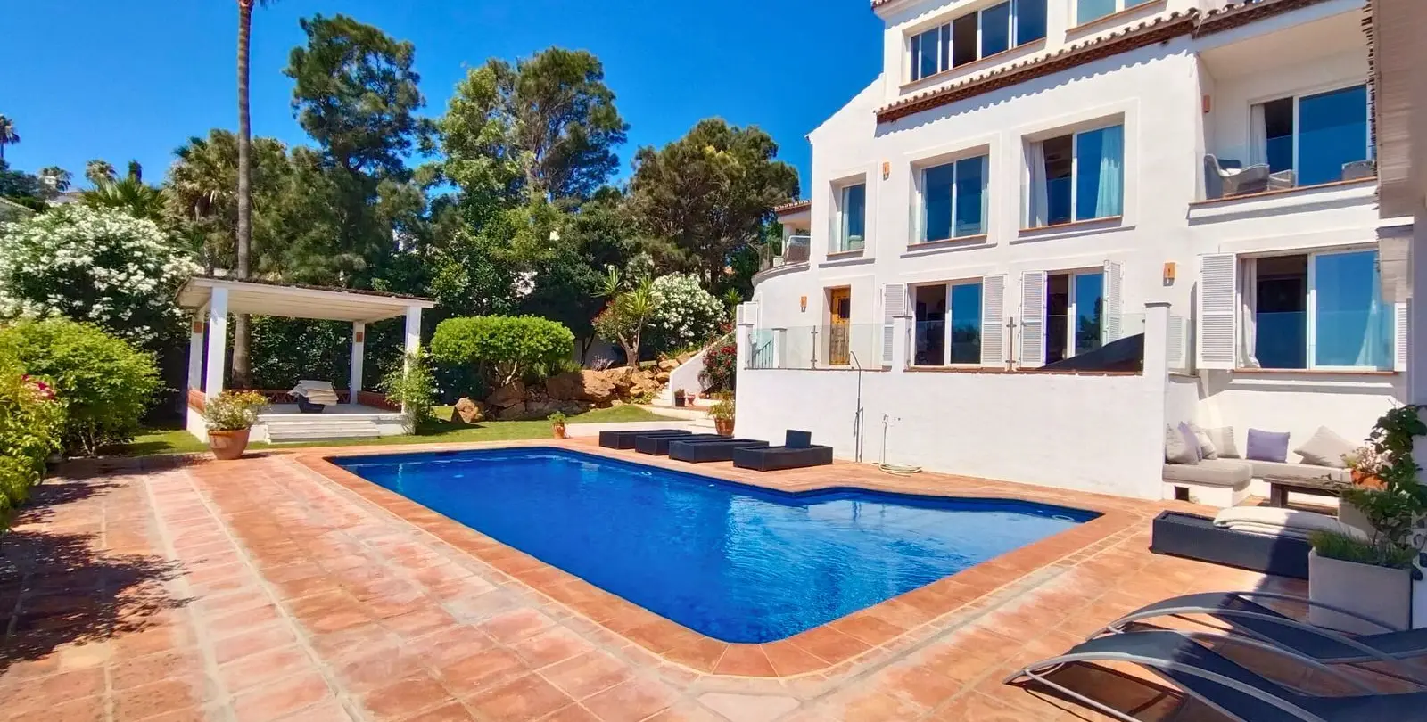 Sale of detached villa in Manilva 49