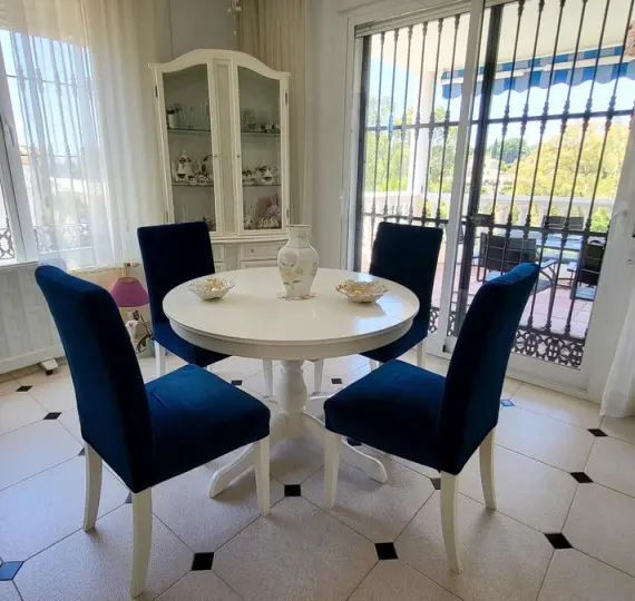 Oтдельно стоящая вилла R5106082