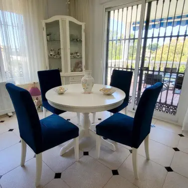 Продажа  отдельно стоящей виллы в Elviria