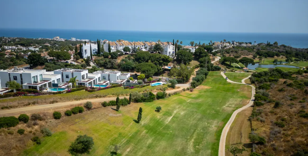 Продажа дома на две семьи в Cabopino 14