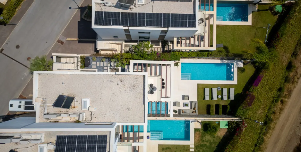 Продажа дома на две семьи в Cabopino 18