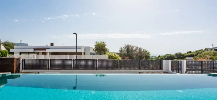 Venta de villa independiente en Estepona 3