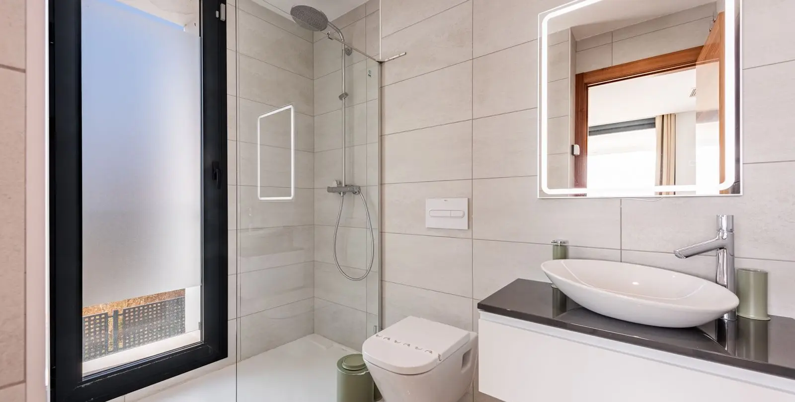 Sale of detached villa in Estepona 22