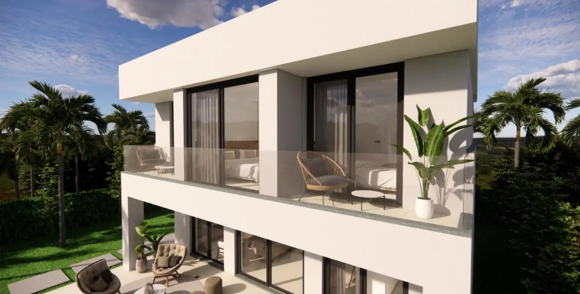 Продажа  отдельно стоящей виллы в Manilva 3