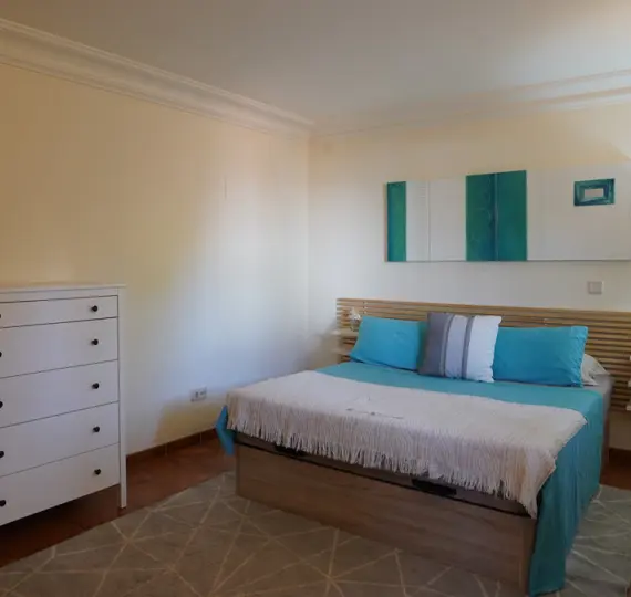 Venta de villa independiente en Nueva Andalucía