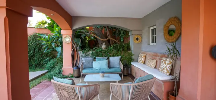 Sale of detached villa in Nueva Andalucía 1