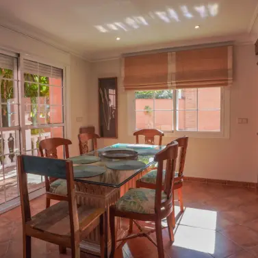 Sale of detached villa in Nueva Andalucía