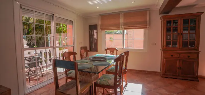 Sale of detached villa in Nueva Andalucía 4