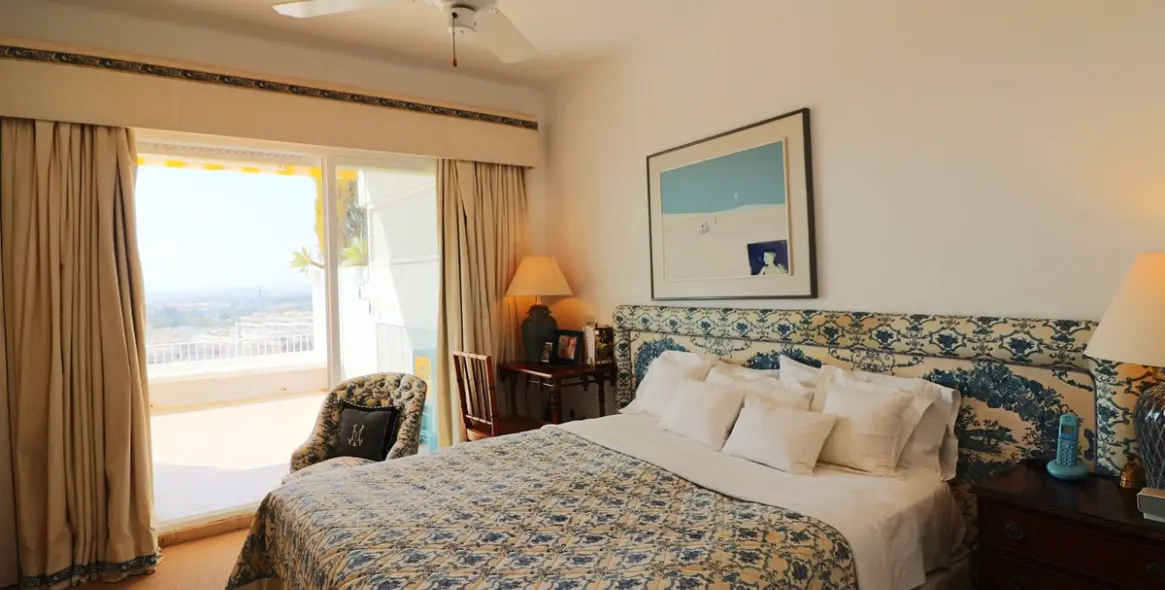 Sale of middle floor apartment in Marbella 14