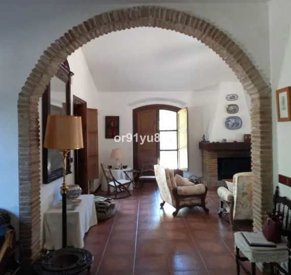 Venta de finca - cortijo en Casares