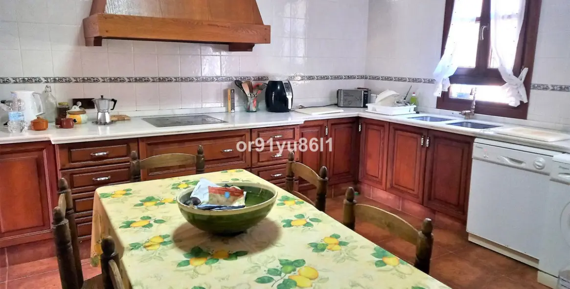 Venta de finca - cortijo en Casares 6