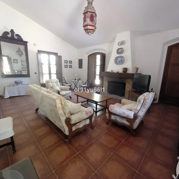 Sale of finca - cortijo in Casares