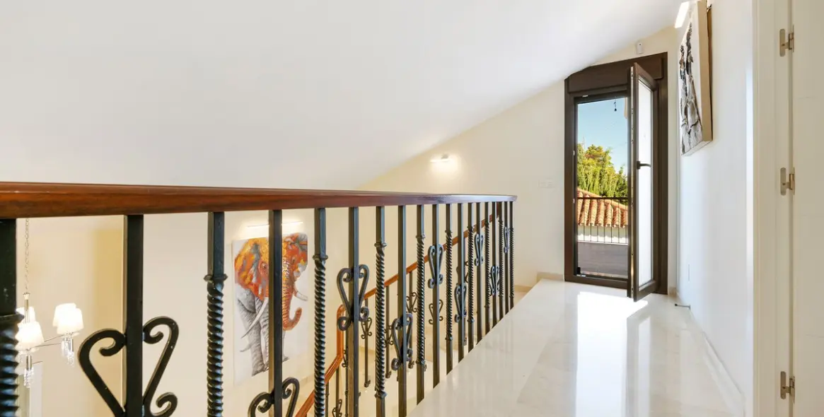 Venta de villa independiente en Atalaya 17