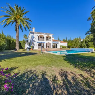 Venta de villa independiente en Atalaya