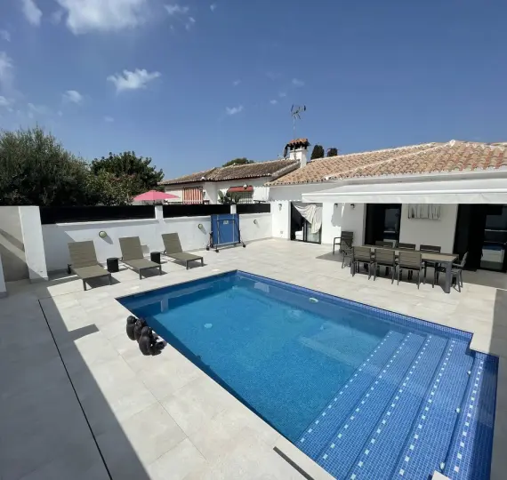 Oтдельно стоящая вилла R5143783