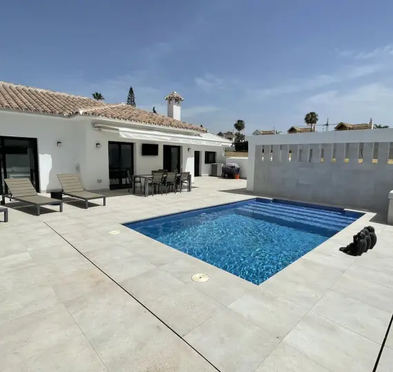 Oтдельно стоящая вилла R5143783