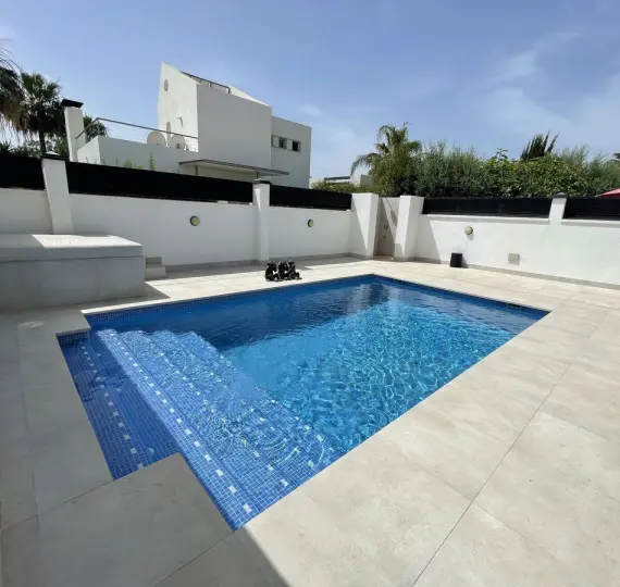 Oтдельно стоящая вилла R5143783