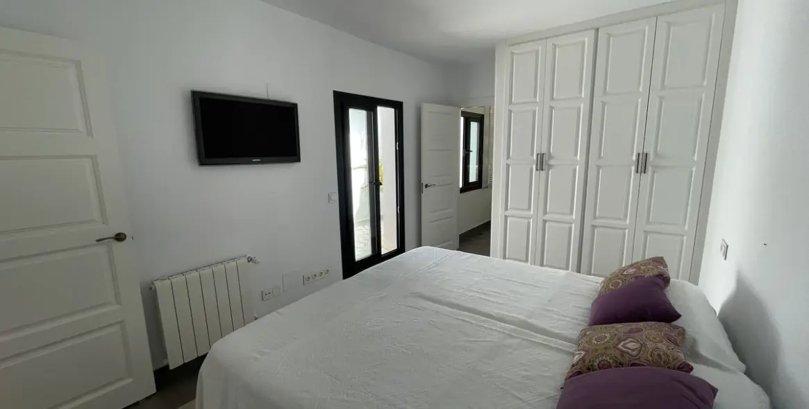 Продажа  отдельно стоящей виллы в San Pedro de Alcántara 33