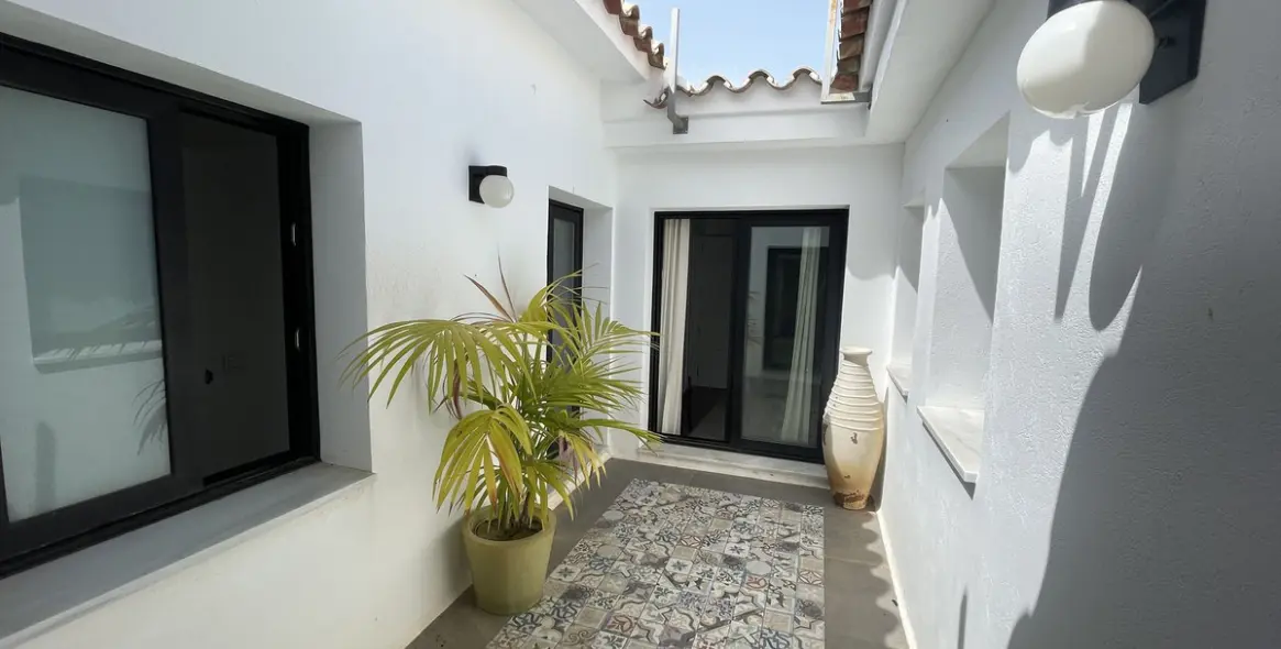 Продажа  отдельно стоящей виллы в San Pedro de Alcántara 45