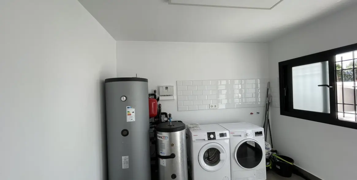 Продажа  отдельно стоящей виллы в San Pedro de Alcántara 50