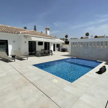 Venta de villa independiente en San Pedro de Alcántara