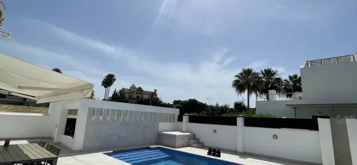 Venta de villa independiente en San Pedro de Alcántara 3