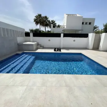 Venta de villa independiente en San Pedro de Alcántara