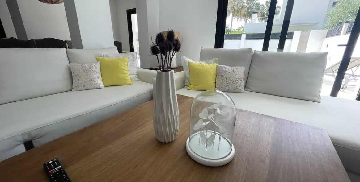Venta de villa independiente en San Pedro de Alcántara 11