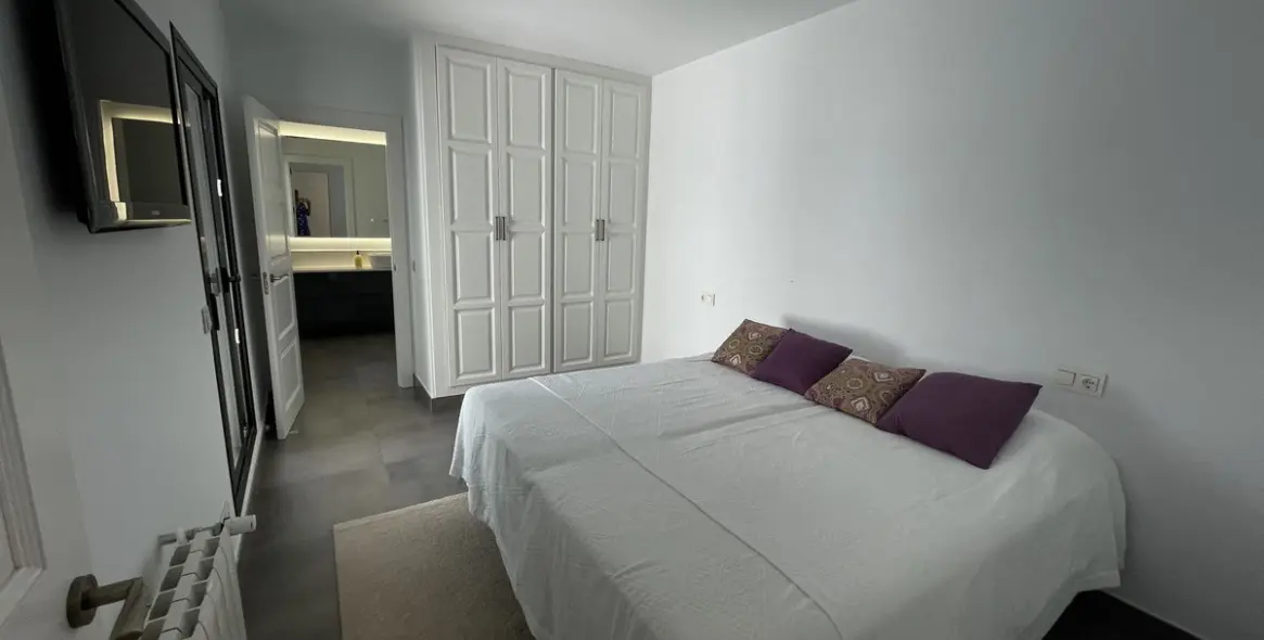 Venta de villa independiente en San Pedro de Alcántara 31