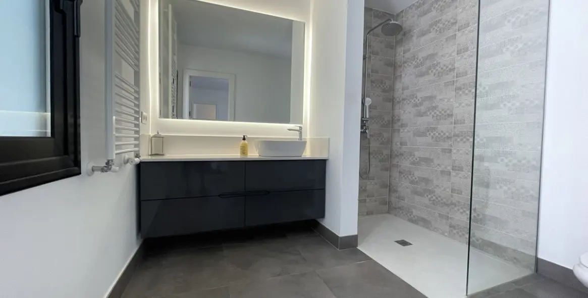 Venta de villa independiente en San Pedro de Alcántara 34
