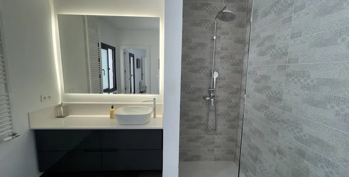 Venta de villa independiente en San Pedro de Alcántara 36