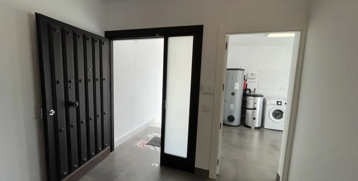Venta de villa independiente en San Pedro de Alcántara 47