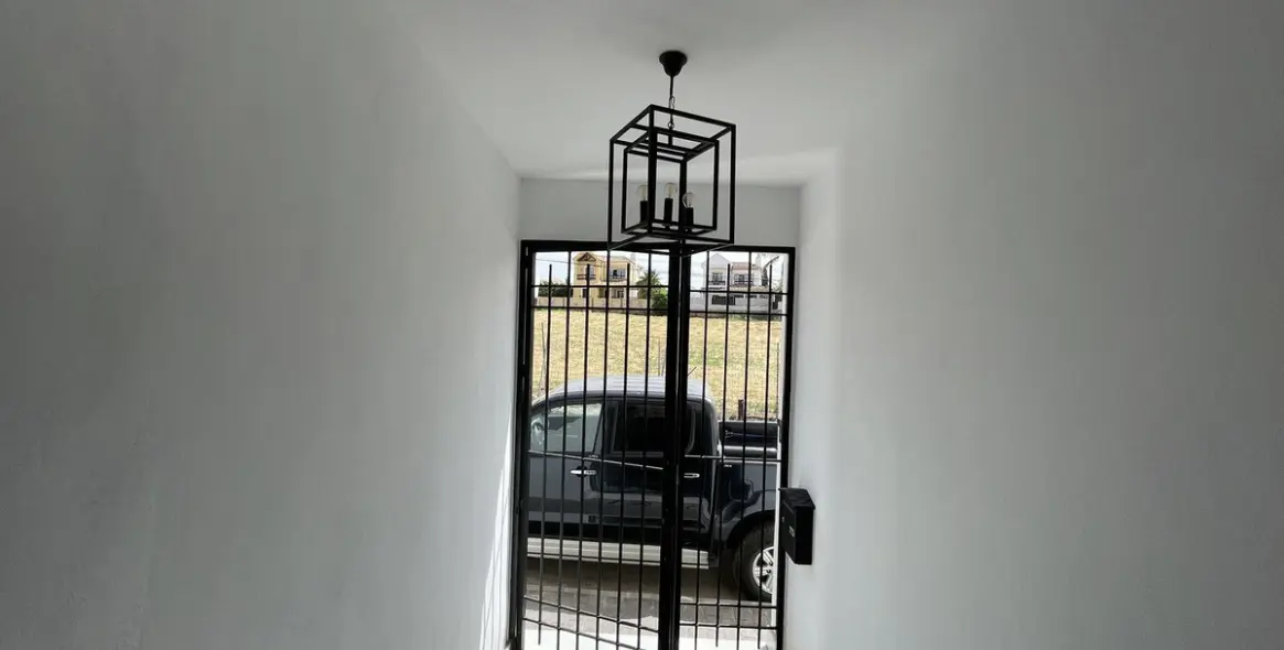 Venta de villa independiente en San Pedro de Alcántara 49